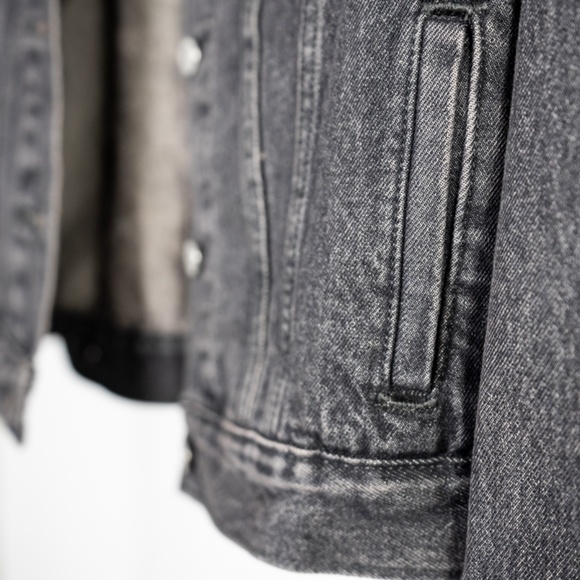 Levi's Denim Jacket NWOT - Picture 4 of 7